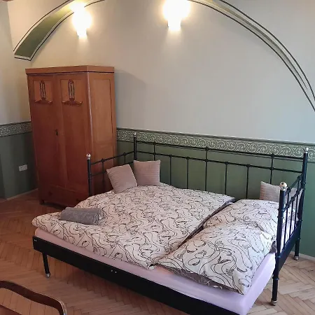 Kajovska 63 Aparthotel