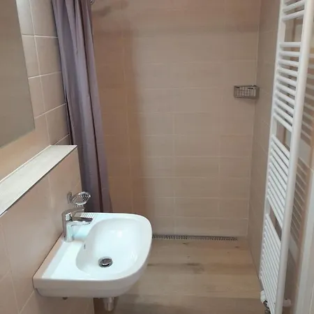 Aparthotel Kajovska 63