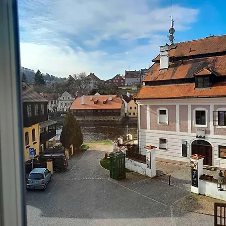 Kajovska 63 Апарт-отель