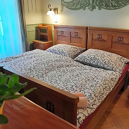 Kajovska 63 3*