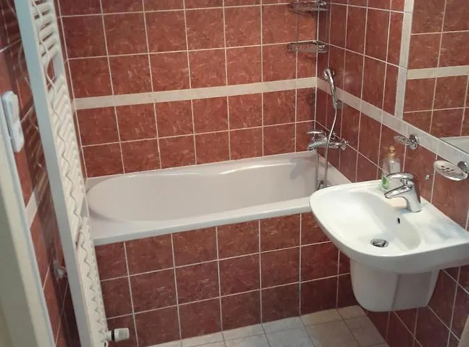 Kajovska 63 Aparthotel 3*