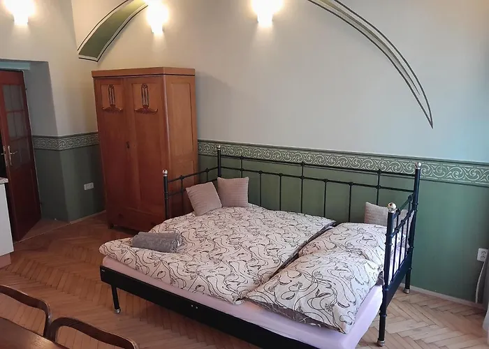 Kajovska 63 Aparthotel